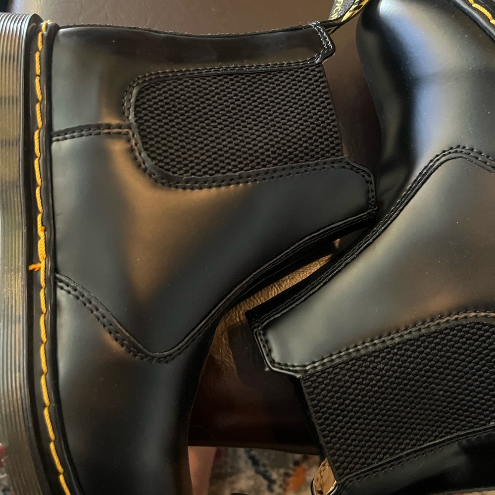 Women’s Dr martens